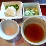 蔵＋蕎麦 な嘉屋 - 天汁と塩、、、どちらで天麩羅をいただくかは自由だ！