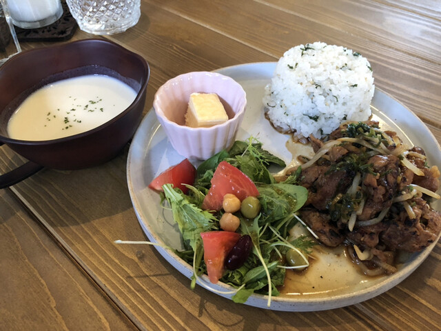 enfancecafe&interior photo 2