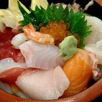 居酒屋・寿司江戸 - 海鮮丼