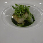 レストラン ラ・フロレゾン・ドゥ・タケウチ - 三重県産寒鰆のア・ラ・プランチャ 季節野菜とわさび菜の香るナージュ仕立てに