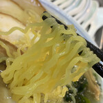 ラーメン 前田家 - 麺リフト