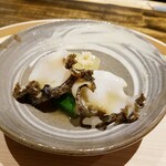 温石 - 「黒鮑のさっと煮　冬瓜とオクラの炊き合せ」硬すぎず柔らかすぎず、噛んでいると甘く変化するような鮑。最高でした。