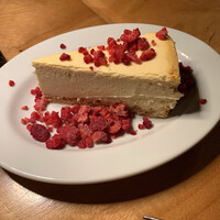 カルネジーオ イースト - 