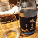 温石 - 大井川周辺で収穫された誉富士が酒米。深いコクがあり、ドストライク