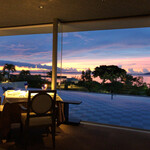 ぬーじ - レストランからの夕日が美しい