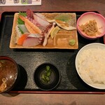 魚河岸の居酒屋 えびす大黒 - 刺身定食