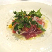 ソラメントゥーノ - マグロのカルパッチョ