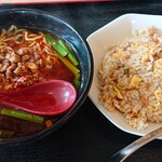 Chuu Ka Sai Kammimmin - 台湾ラーメン+炒飯