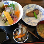 朝市食堂 ハゲマル - のも丼