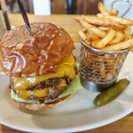 BOSSA BURGER - 