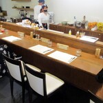 紅鶴 - カウンター席