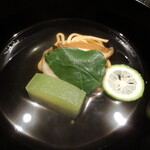 祇園 又吉 - あわび，冬瓜，黄身素麺の椀