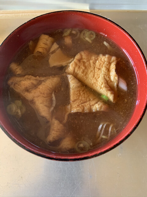 月山頂上小屋 - 余目（食堂）の写真