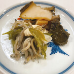 うを徳 - 湯葉、ジャコ、万願寺唐辛子の和え物