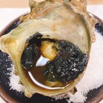 うを徳 - サザエのつぼ焼