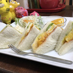 cafe まろん - こんな感じの玉子サンド