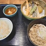 蕎麦と天ぷら やまうち - 天ぷら蕎麦定食1,180円税別