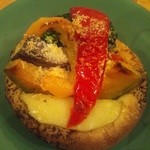 ブーランジェリー スドウ - 野菜のフォカッチャ