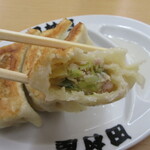 田村屋 - 熱々､餃子･･･。