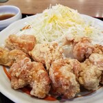 鳥良商店 - 鶏もも唐揚げ。