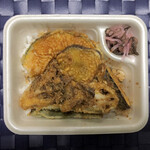 Tendon Tenya - 野菜天丼弁当（実物）