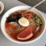 Maru gen - スープのダシが効いていて、飲み干さざるを得なかった冷麺