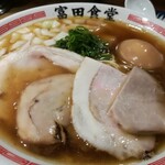 松戸中華そば 富田食堂 - アップ。チャーシューうまいよ