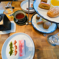 ザ タヴァン グリル＆ラウンジ - 