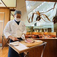 ザ タヴァン グリル＆ラウンジ - 