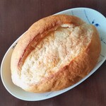 プス - コッペパン。この大きさで130円ですよ。