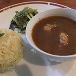 カフェ山甌 - チキンカレーセット（1100円，ドリンク付き）。