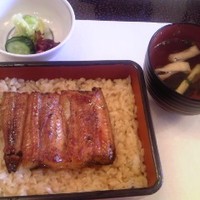 鰻割烹 伊豆栄 本店 - お昼のうな重