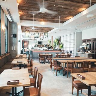 【it.oven】hotel it内のレストラン
                                          ディナーやランチなどのお食事に