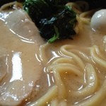 吟家 - 濃厚醤油 660円