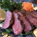 ダ アチュ - 国産牛イチボのビステッカ