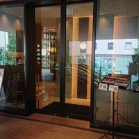 対馬のどぐろとイカ活き造り 博多 魚蔵 都ホテル店 - 
