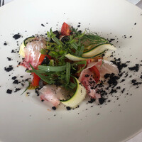 RESTAURANT DAZZLE - 【ランチ】豊後水道産鮮魚のカルバッチョブッタネスカ風黒オリーブケッパーアンチョヴィトマト·ソース
                    2020/08/24訪問