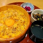 鳥開総本家  - 特選名古屋コーチン親子丼