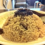 Kafe Ando Ba Kafu Shi Dou - 牛肉チャーハン(´Д` )
                      あまり、沖縄っぽくないね（笑）