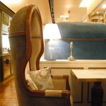 マリベル・ザ・ラウンジ - オシャレな店内