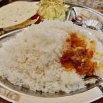 ティハール - ネパールカレー・ヒマラヤ盛り　1400円