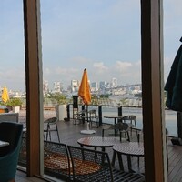 シースケープ テラス・ダイニング - 