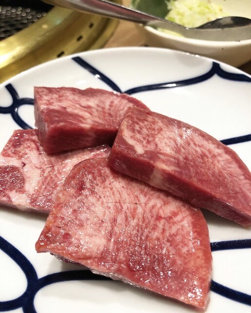 シャトーブリアン芯 駅前 焼肉 ネット予約可 食べログ