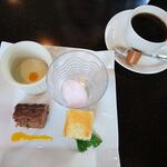 ステーキ・洋食のTANTO屋 - デザートとドリンク　2020.8