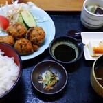 いわし料理 円芯 - コロッケはイワシのつくねのフライですね(^^)／＼(^^)