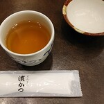 とんかつ 濵かつ - お茶、すり鉢、おてふき　2019年5月