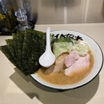 地鶏豚骨らーめん ひなわ - ひなわラーメン味玉抜き？（950円）