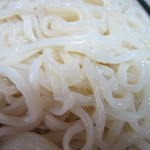 手打ちうどん　運ど運屋 - 瑞々しいうどん