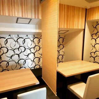 We have completely private rooms for up to 10 people☆