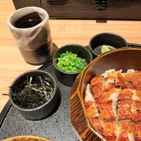 うなぎ四代目菊川 クロスゲート金沢店 - 薬味とか。